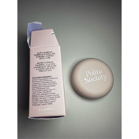 Polite Society Highlight Society Powder Gloss Highlighter Color:Star Power cool - Picture 2 of 7